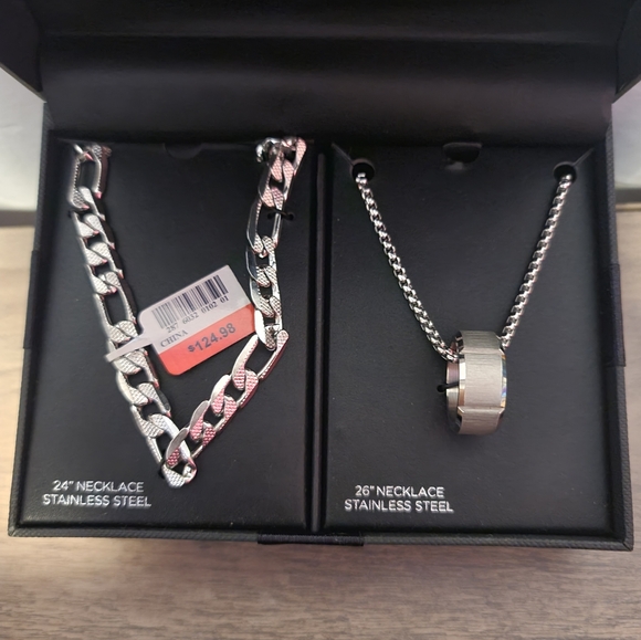 Stainless steel men's necklace set